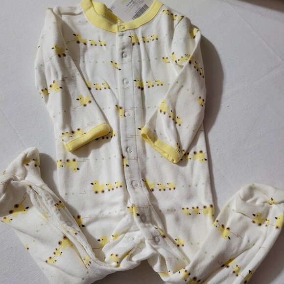 Gymboree Brand New Baby Toy Duck NWT 3-6 month Sleeper. Located A20 - Picture 1 of 3